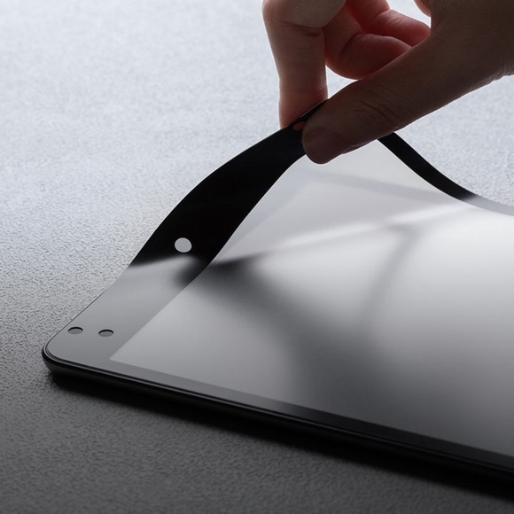 Moshi Clear Screen Protector For Amazon Fire Tablets - Picture 3 of 15